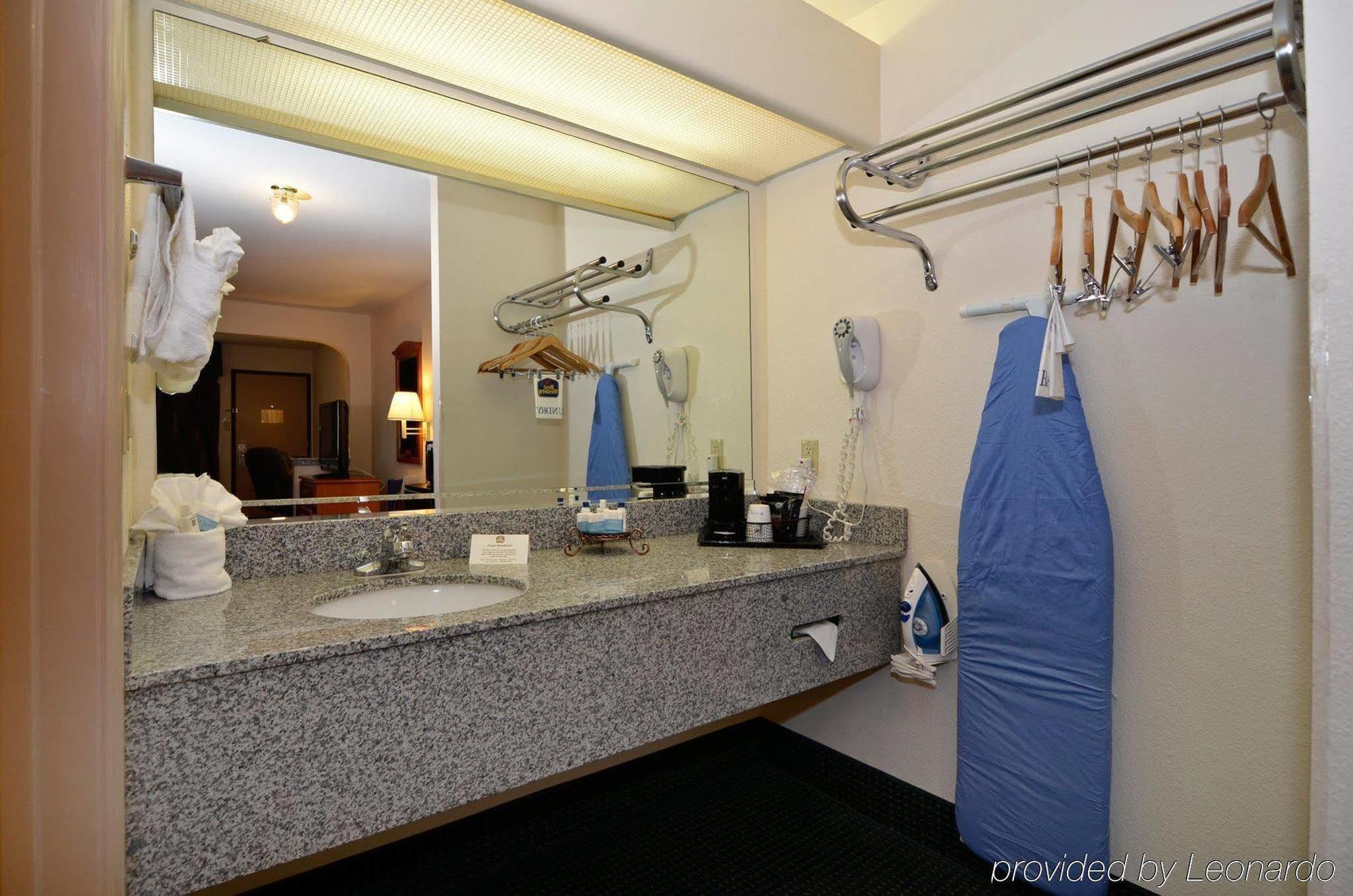 Econo Lodge Inn & Suites Memphis Phòng bức ảnh