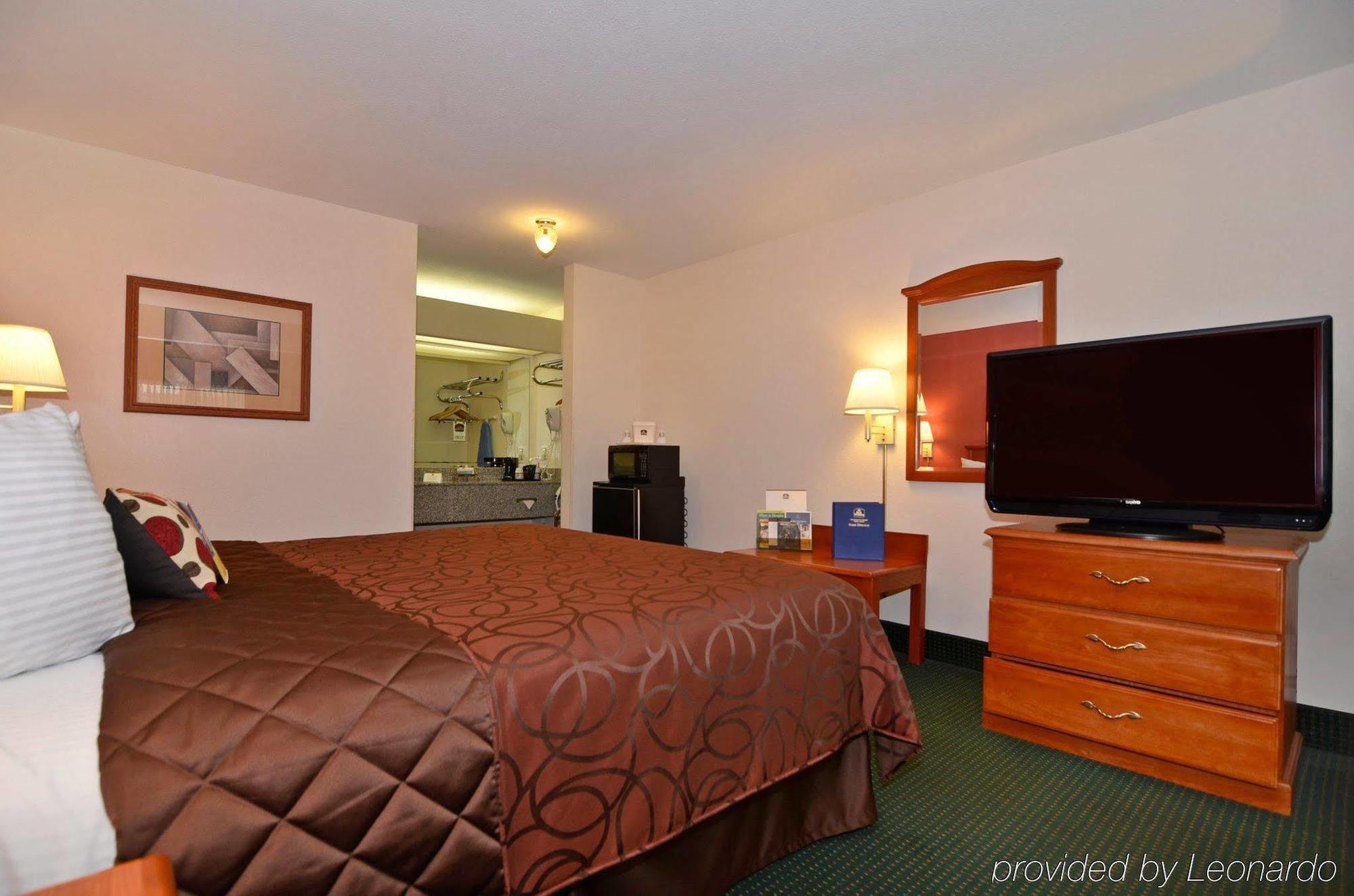 Econo Lodge Inn & Suites Memphis Phòng bức ảnh