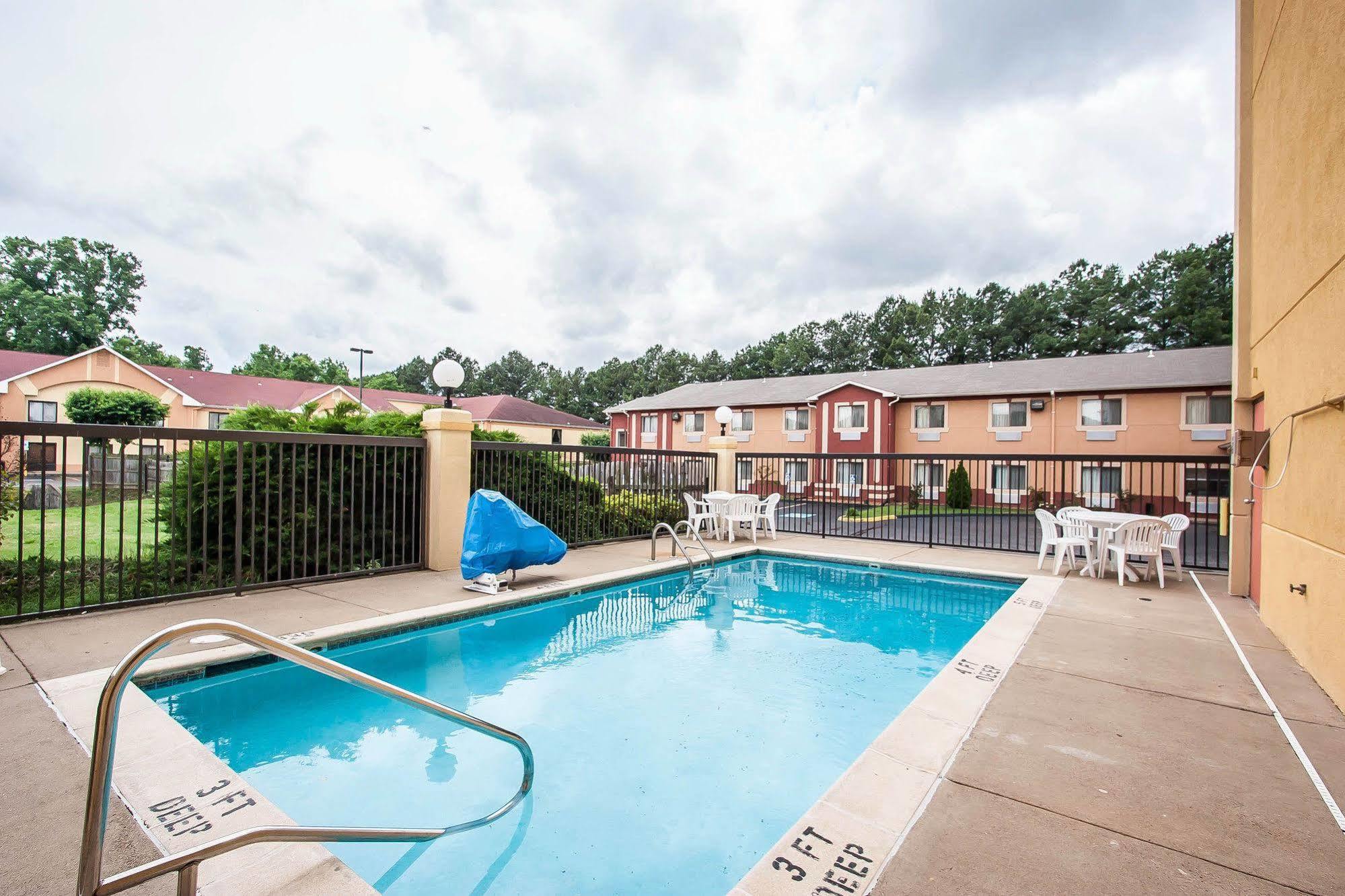 Econo Lodge Inn & Suites Memphis Ngoại thất bức ảnh