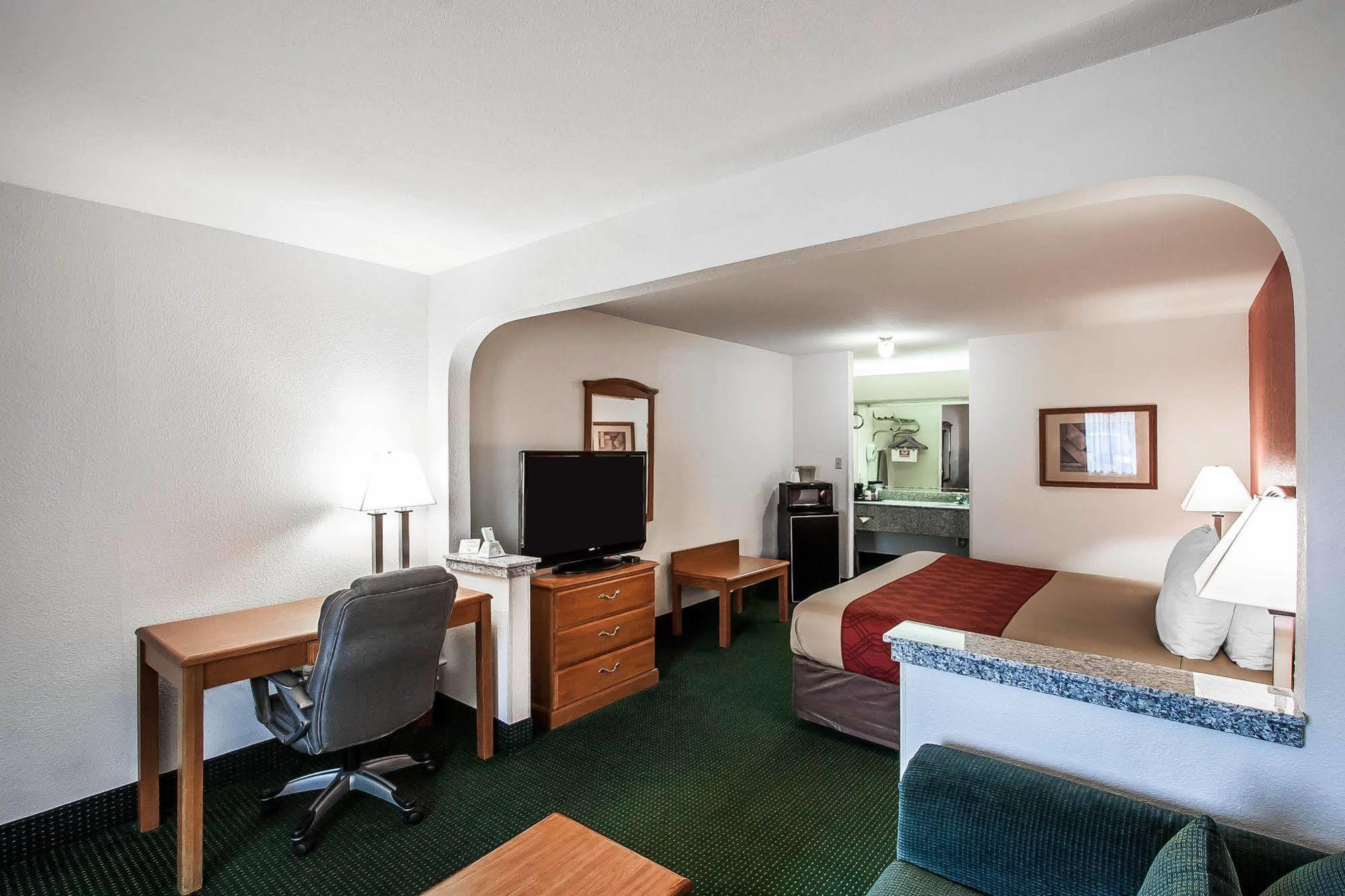 Econo Lodge Inn & Suites Memphis Ngoại thất bức ảnh