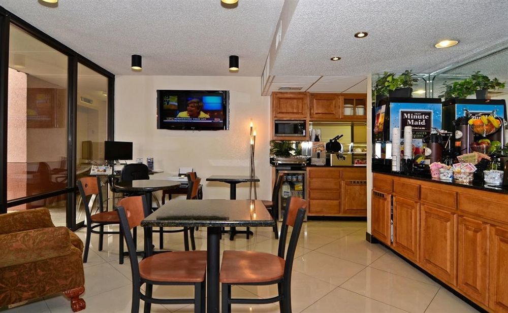 Econo Lodge Inn & Suites Memphis Ngoại thất bức ảnh